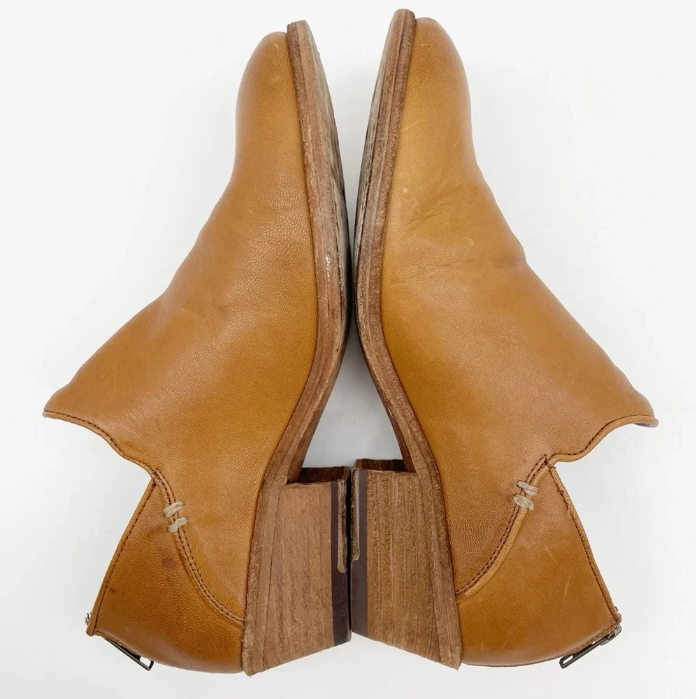 Frye Carson shootie ankle boot cognac 8.5